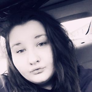 Meet your Posher, Breanna